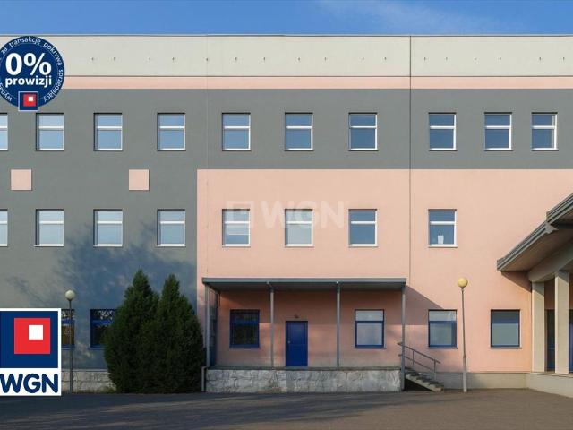 Budynek biurowy z działkami Sosnowiec 2048 m² powierzchni