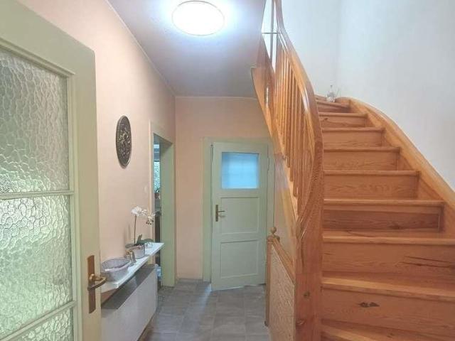 Atrakcyjny dom 136 m² z ogrodem na Sępolnie polecam!