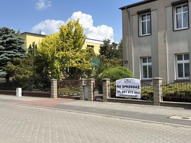Dom 200 m2 w prestiżowym Konikowie z piwnicą i oryginalnym piecem