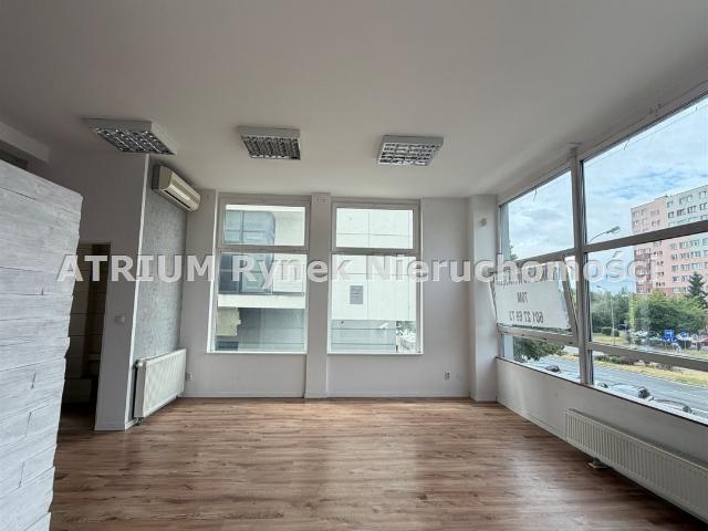 Lokal 70 m² z windą Piotrków Trybunalski