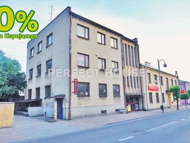 Atrakcyjny lokal biurowo usługowy w centrum Chmielnika
