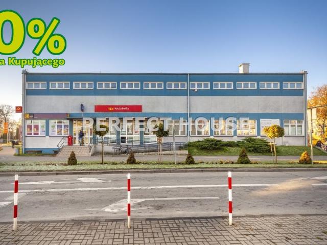 Atrakcyjny lokal biurowy 1832 m² z parkingiem w Sierpcu