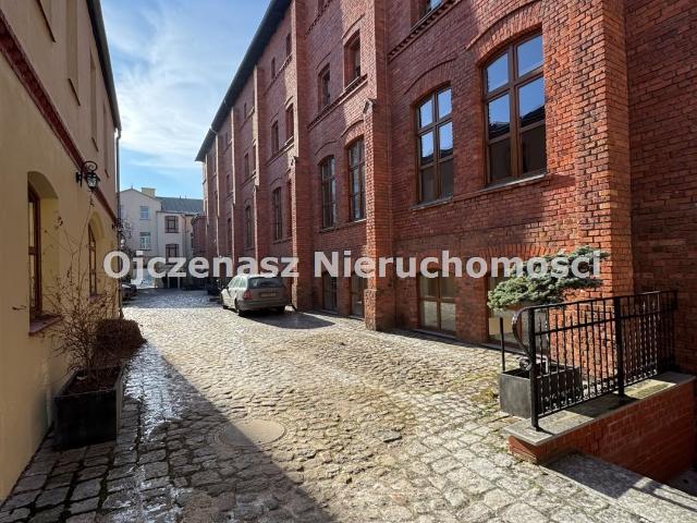 Atrakcyjny lokal biurowy 235 m2 z windą i parkingiem