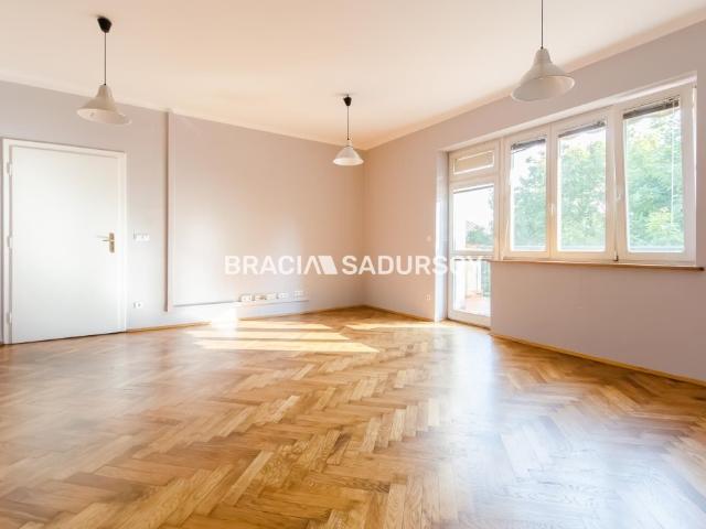 Atrakcyjny lokal biurowy 97,4 m² w Krakowie polecam