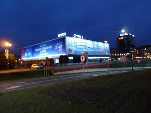 Atrakcyjny lokal handlowo usługowy 7,6 m2 w centrum Gliwic