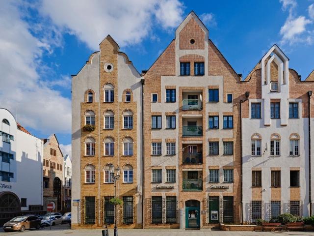 Atrakcyjny lokal usługowy 1300 m2 w centrum Elbląga