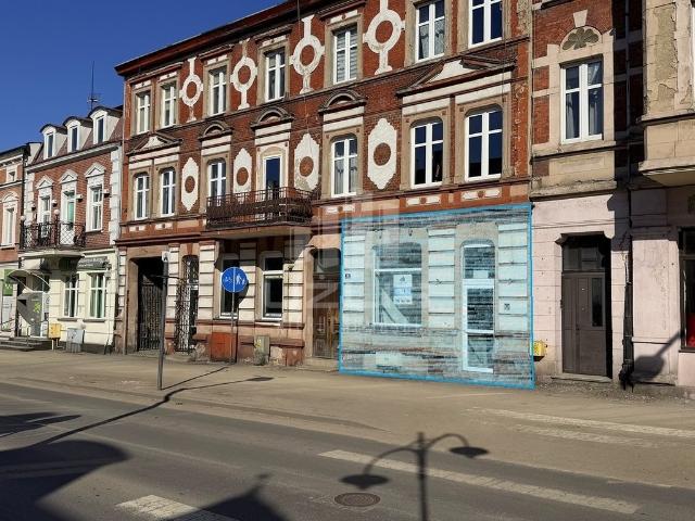 Atrakcyjny lokal 106,74 m² z witryną i dwoma wejściami