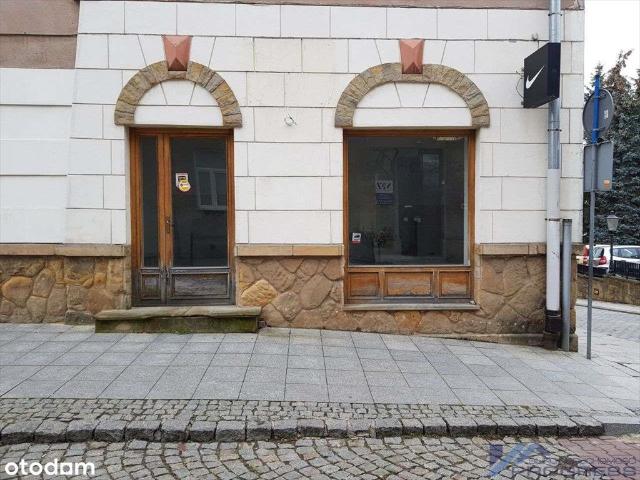 Atrakcyjny lokal 124 m2 z witryną przy Rynku