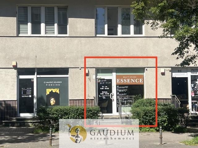 Atrakcyjny lokal 35 m2 w centrum Gdyni z witryną
