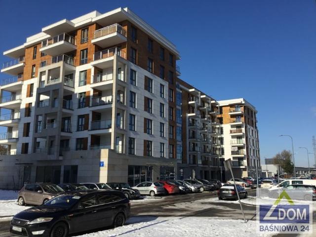 Zapraszam do obejrzenia lokalu 318 m² z witrynami i parkingiem