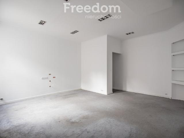 Atrakcyjny lokal 64 m² na Długiej w centrum Brzegu