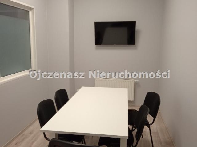 Atrakcyjny lokal 656 m² w centrum Bydgoszczy z magazynami