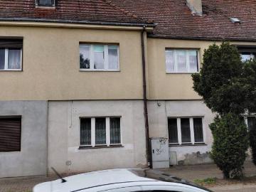 Kawalerka z możliwością własnej aranżacji, niski czynsz