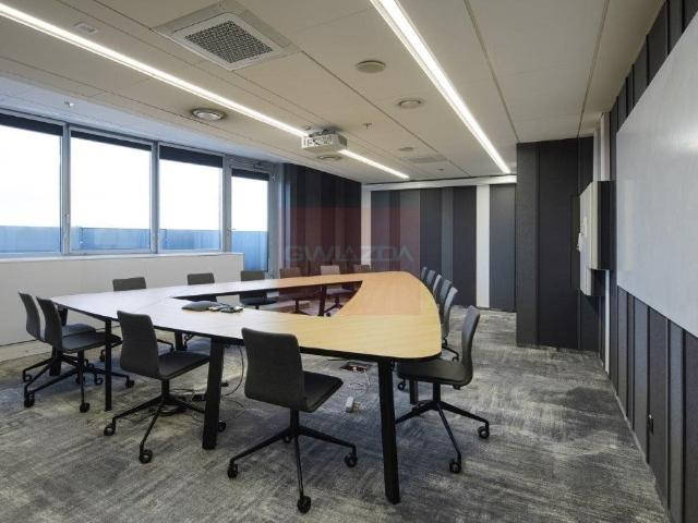 Atrakcyjne biura 330 m2 z klimatyzacją zapraszam