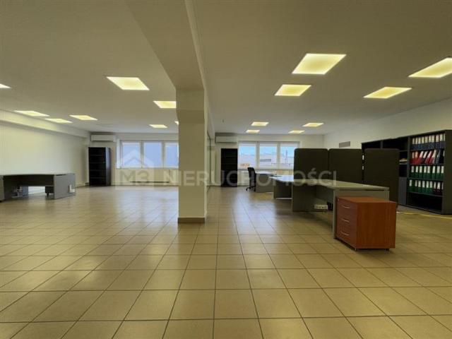 Atrakcyjne biuro 113 m² z możliwością powiększenia