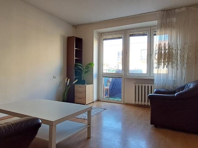 2 pokojowe mieszkanie do remontu z balkonem w centrum Wrocławia polecam!