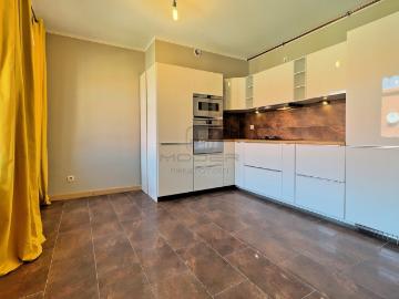 Atrakcyjne 2 pokojowe po remoncie, kamienica, balkon