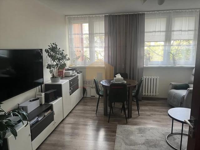 Atrakcyjne 3 pokojowe mieszkanie z balkonem w Lubinie