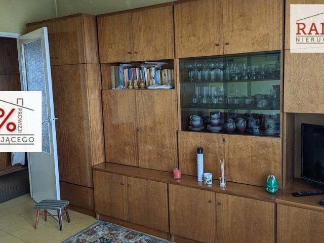 Atrakcyjne 3 pokojowe mieszkanie z balkonem