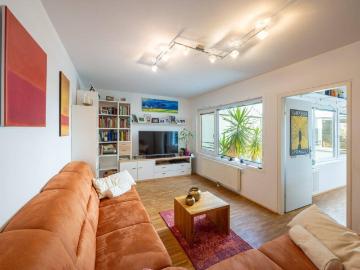 Atriumreihenhaus mit Wow Effekt – stilvoll wohnen mit 51 m² Außenfläche