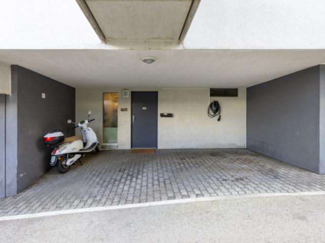 Atriumreihenhaus mit Wow Effekt – stilvoll wohnen mit 51 m² Außenfläche