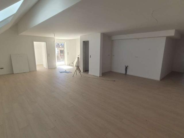 ATTENTION! Exklusive Maisonette 3 Zimmer Wohnung mit Balkon und EBK in Neuberg #17