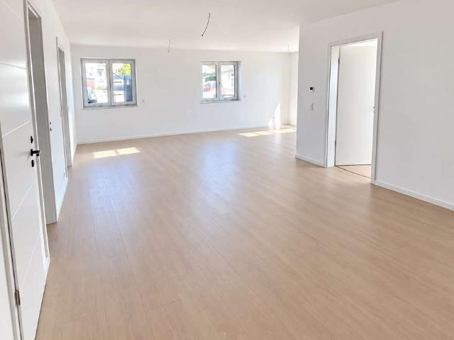 ATTENTION! Moderne 3 Zimmer Wohnung in Neuberg mit EBK A #1