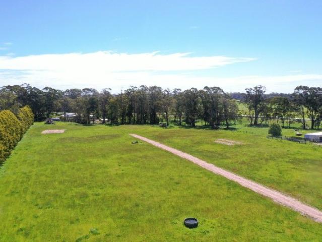 Attention Prime Building Blocks Opportunity in Smithton!