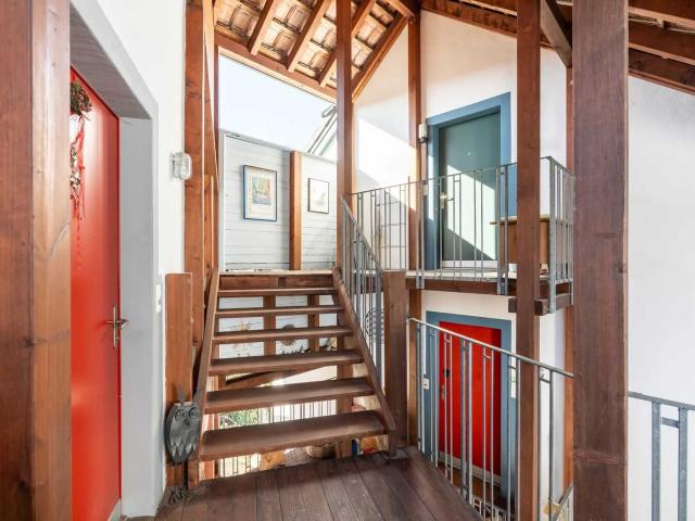 Attic flat with 3.5 rooms on sale in Spreitenbach 89 m² | dreamo. Ch