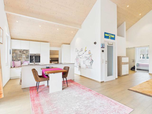 Attic flat with 3.5 rooms on sale in Zwingen 124 m² | dreamo. Ch