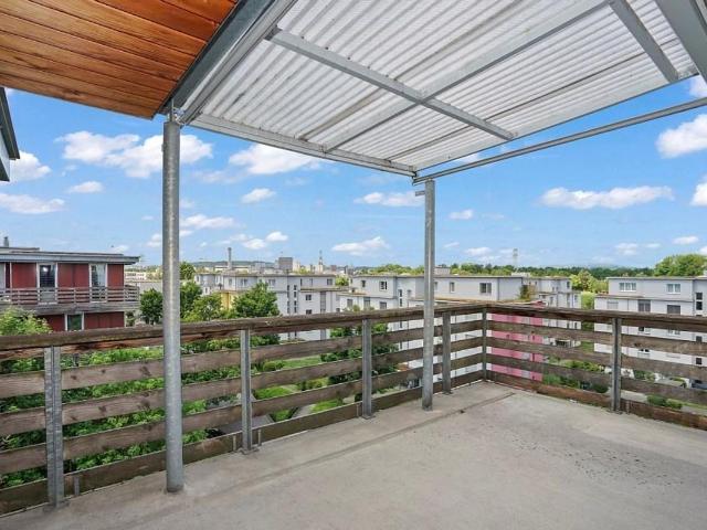 Attic flat with 4.5 rooms on sale in Wallisellen 155 m² | dreamo. Ch