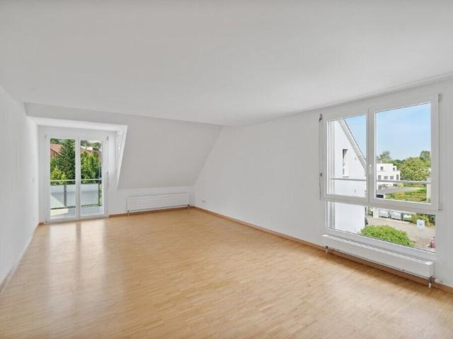Attic flat with 4.5 rooms for rent in Gockhausen 132 m² | dreamo. Ch