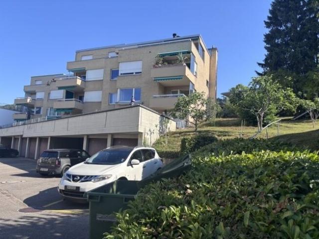 Attic flat with 5.5 rooms for rent in Oberengstringen 132 m² | dreamo. Ch
