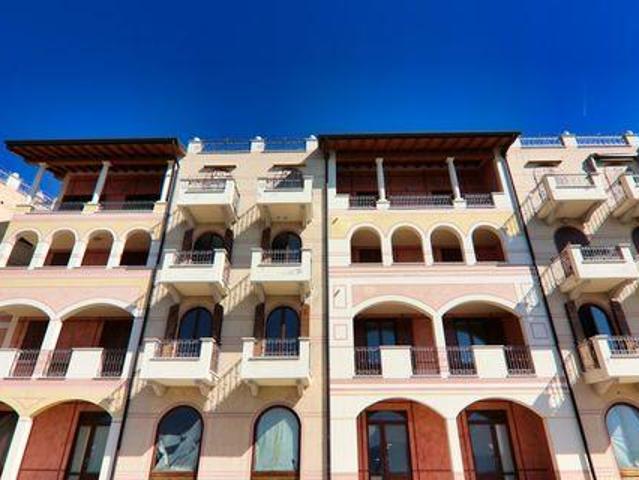 Attico 2 camere da letto, Toscolano Maderno Lombardia 25088 DLS96308913
