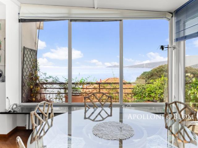 Attico con grande terrazza vista mare Zoagli, Riviera Ligu. 90m² Zoagli