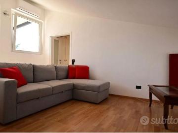 Attico con terrazzo a Lecco