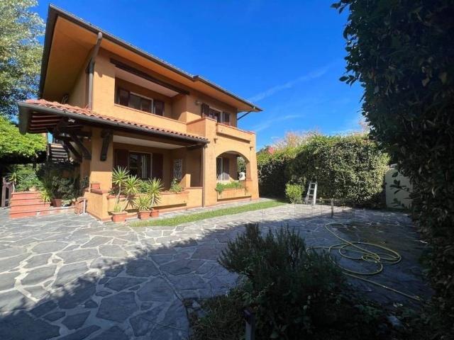 Attico a Forte dei Marmi