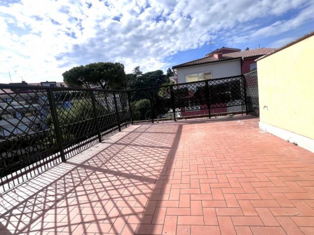 Attico a Roma Rif. Apollo pizio attico