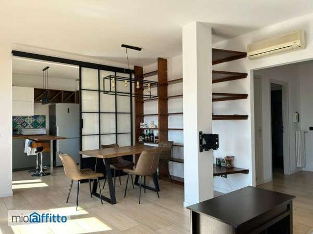 Attico arredato con terrazzo Mazzini