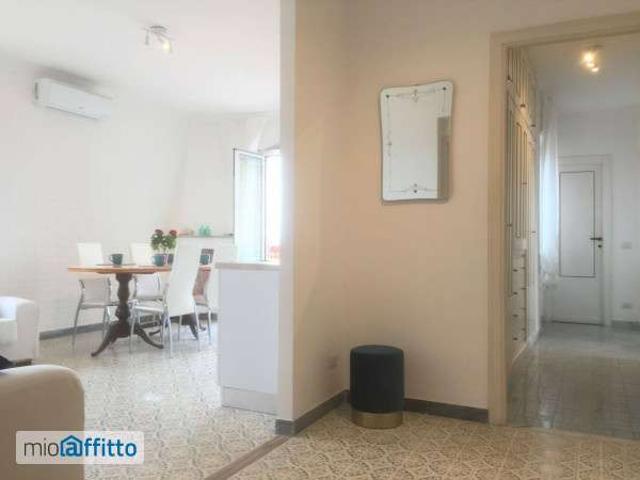 Attico arredato con terrazzo Anzio