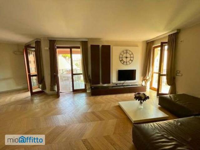 Attico arredato con terrazzo Barona, giambellino, lorenteggio, famagosta, inganni
