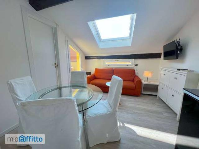 Attico arredato con terrazzo Bocconi, c.so italia, ticinese