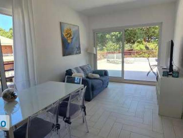 Attico arredato con terrazzo Centro