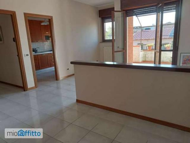 Attico arredato con terrazzo Centro