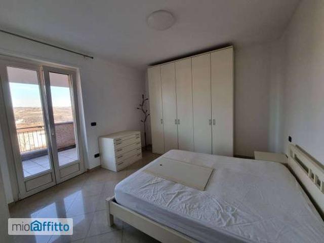 Attico arredato con terrazzo Centro