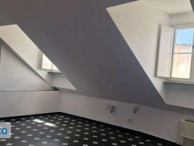 Attico arredato con terrazzo Genova