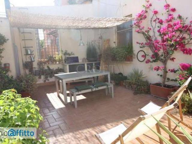 Attico arredato con terrazzo Centro storico