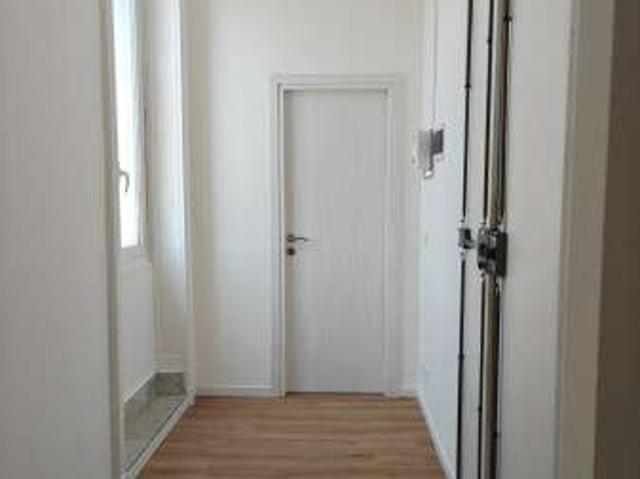 Attico arredato con terrazzo Cornigliano