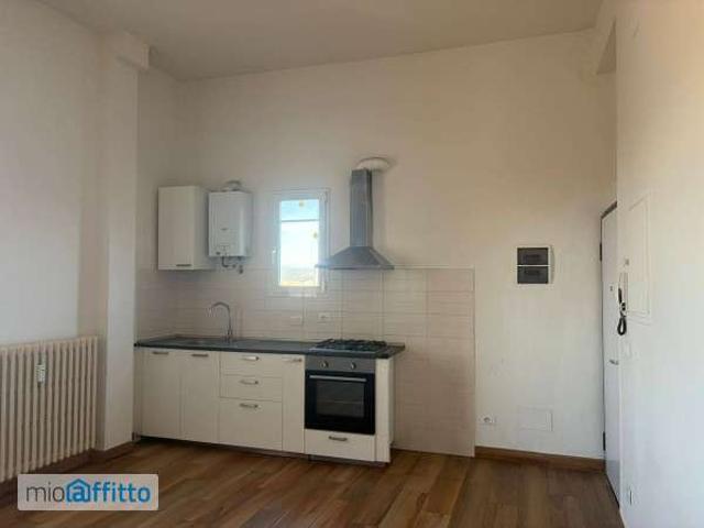 Attico arredato con terrazzo Isolotto e legnaia