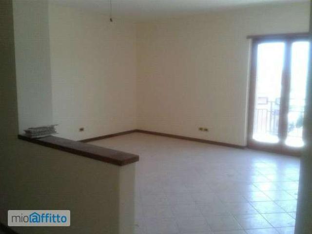 Attico arredato con terrazzo L'Aquila